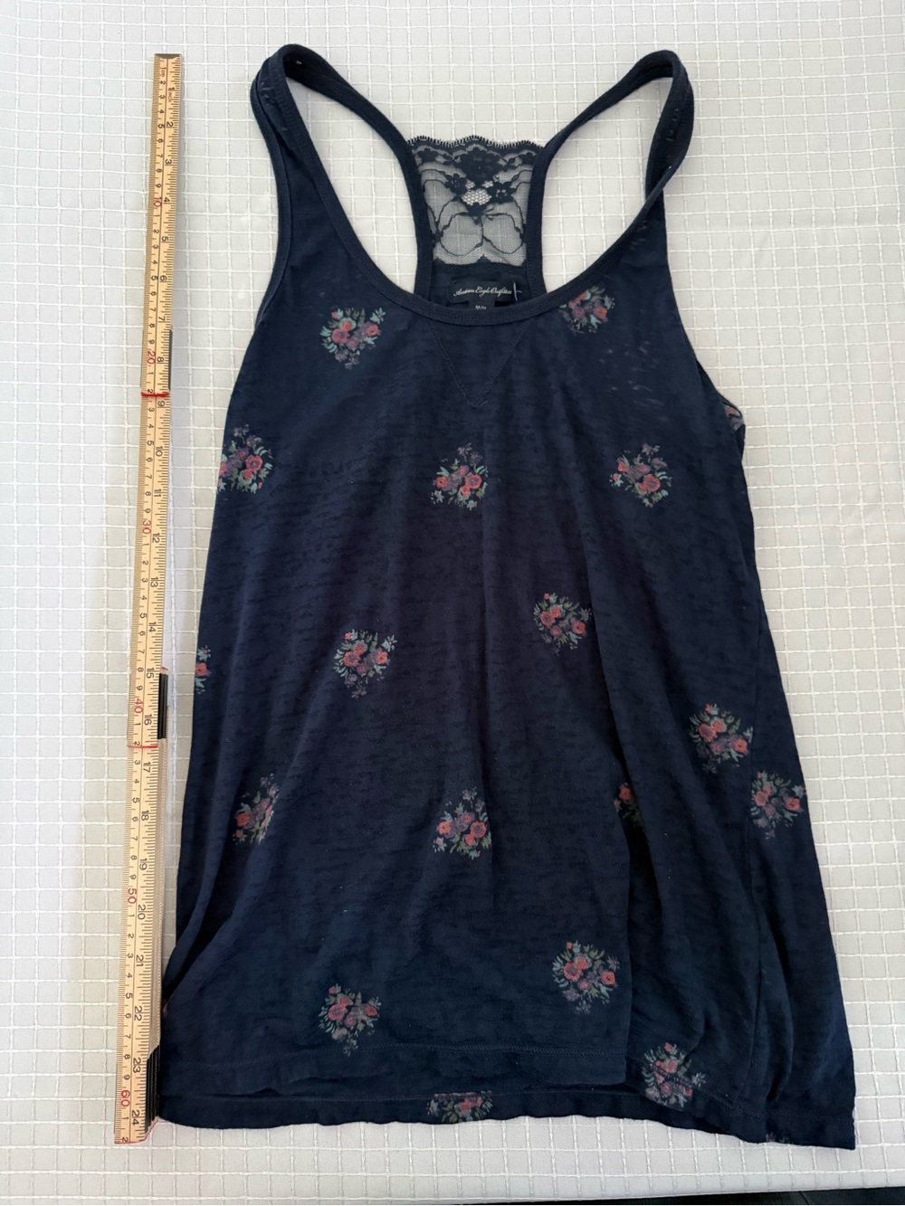 American Eagle Outfitters Y2K Floral Burnout Lace Racerback Tank M - Picture 3 of 6
